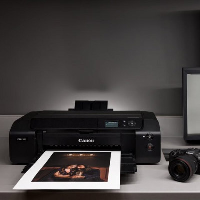 L'imprimante Canon PRO-300 sur un bureau